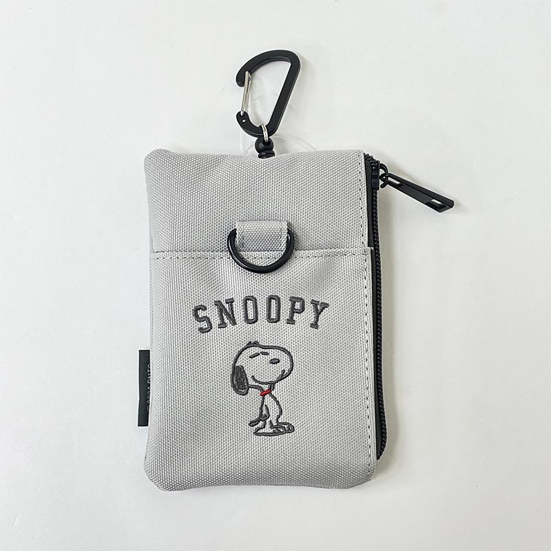 SNOOPY リール付きパスポーチ*ライトグレー（ワンポイントスヌーピー）